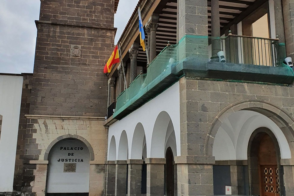 El TSJC abre una pieza disciplinaria a un abogado por citar sentencias ...