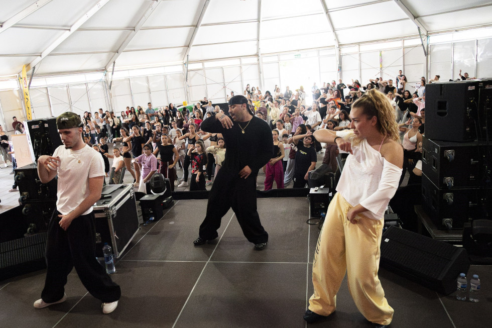La juventud de Teguise llena la carpa de La Villa en una master class ...