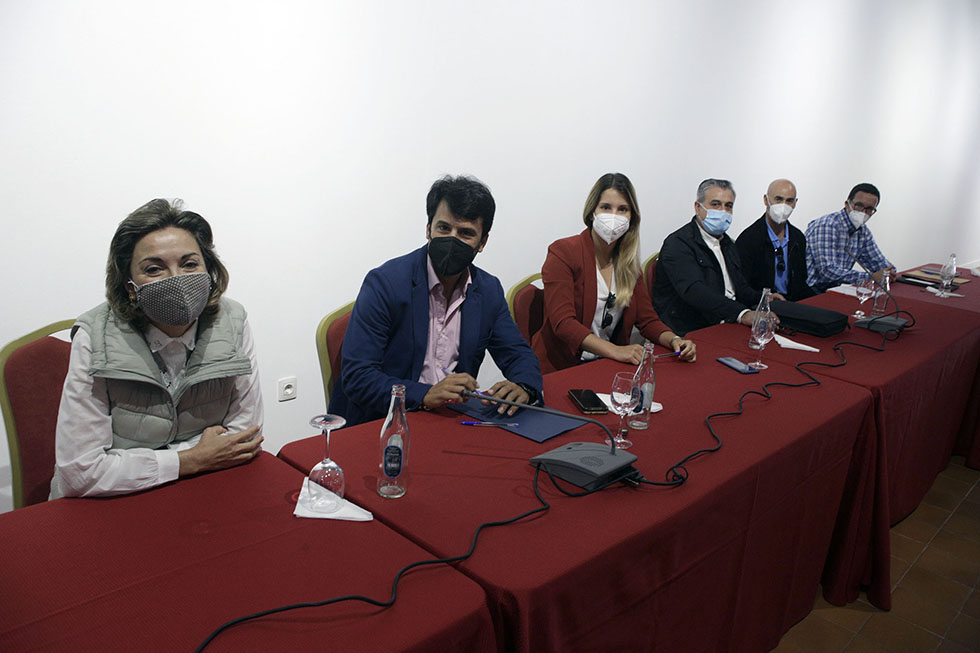 El PSOE afirma que el gobierno de Oswaldo Betancort ha “perdido los dos ...