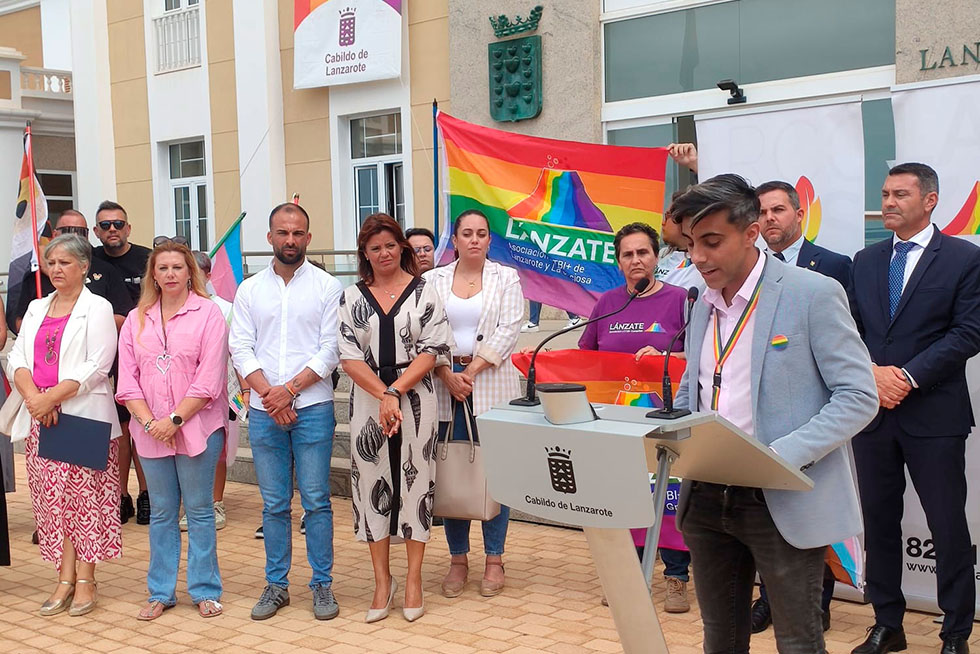 Lanzarote firma el primer Pacto Insular Contra los Discursos de Odio y ...